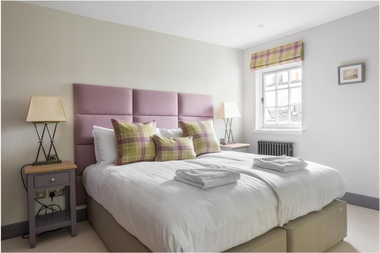 Amazing Penthouse, Stunning Views, Castle 2 Mins Apartamento Edimburgo Exterior foto