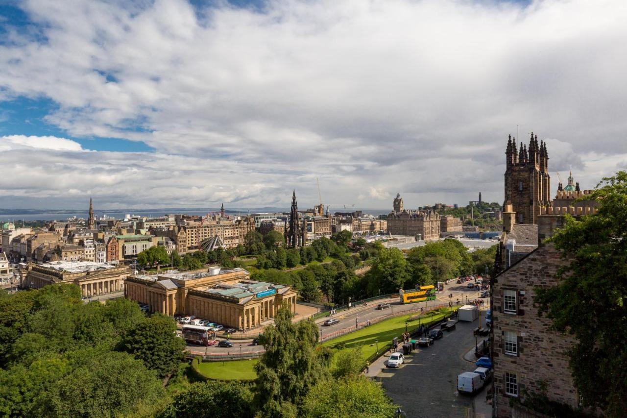 Amazing Penthouse, Stunning Views, Castle 2 Mins Apartamento Edimburgo Exterior foto